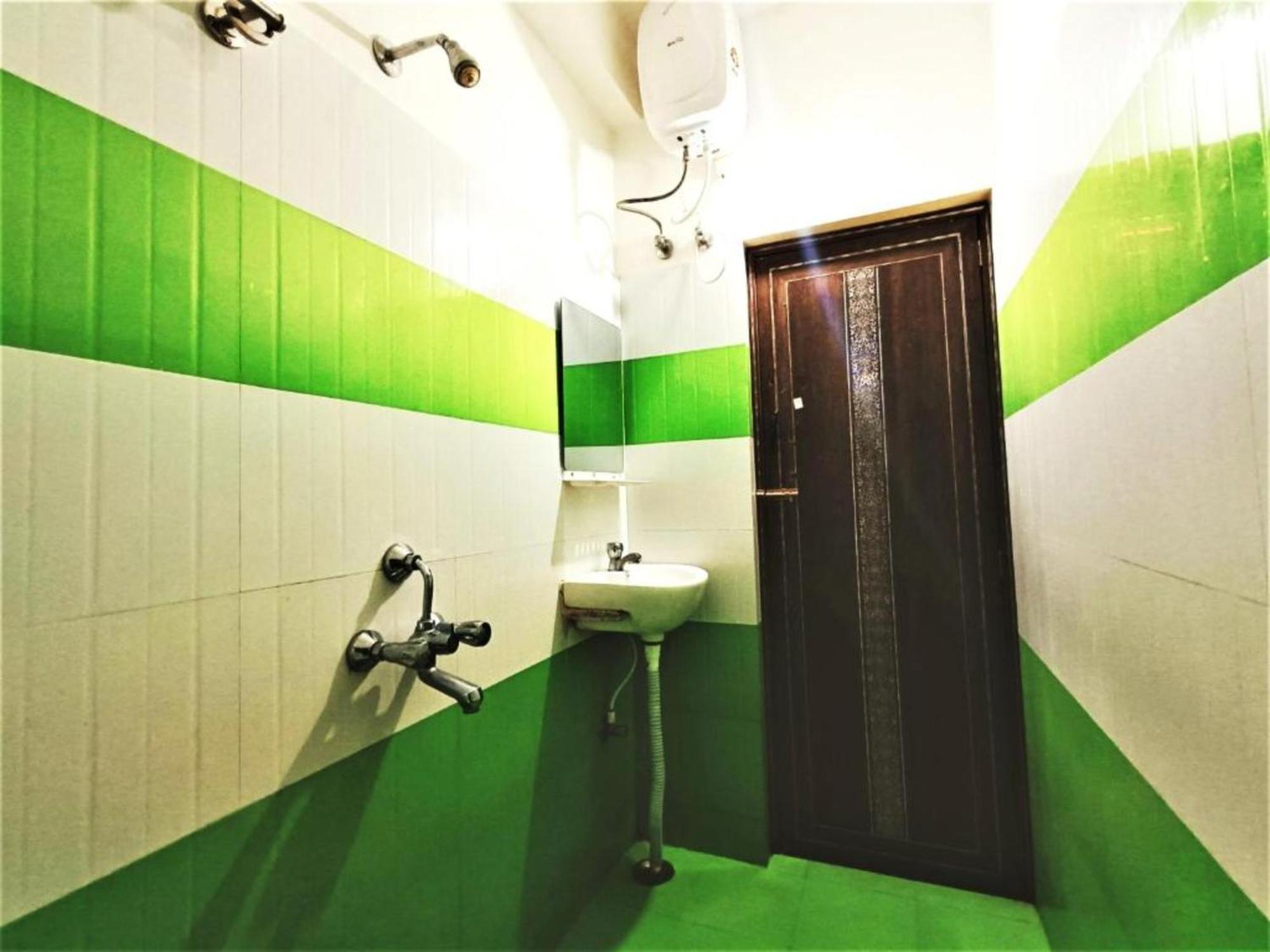 Hotel Krishna Residency Puri Near Sea Beach Best Choice Of Travellers By Morservices Экстерьер фото